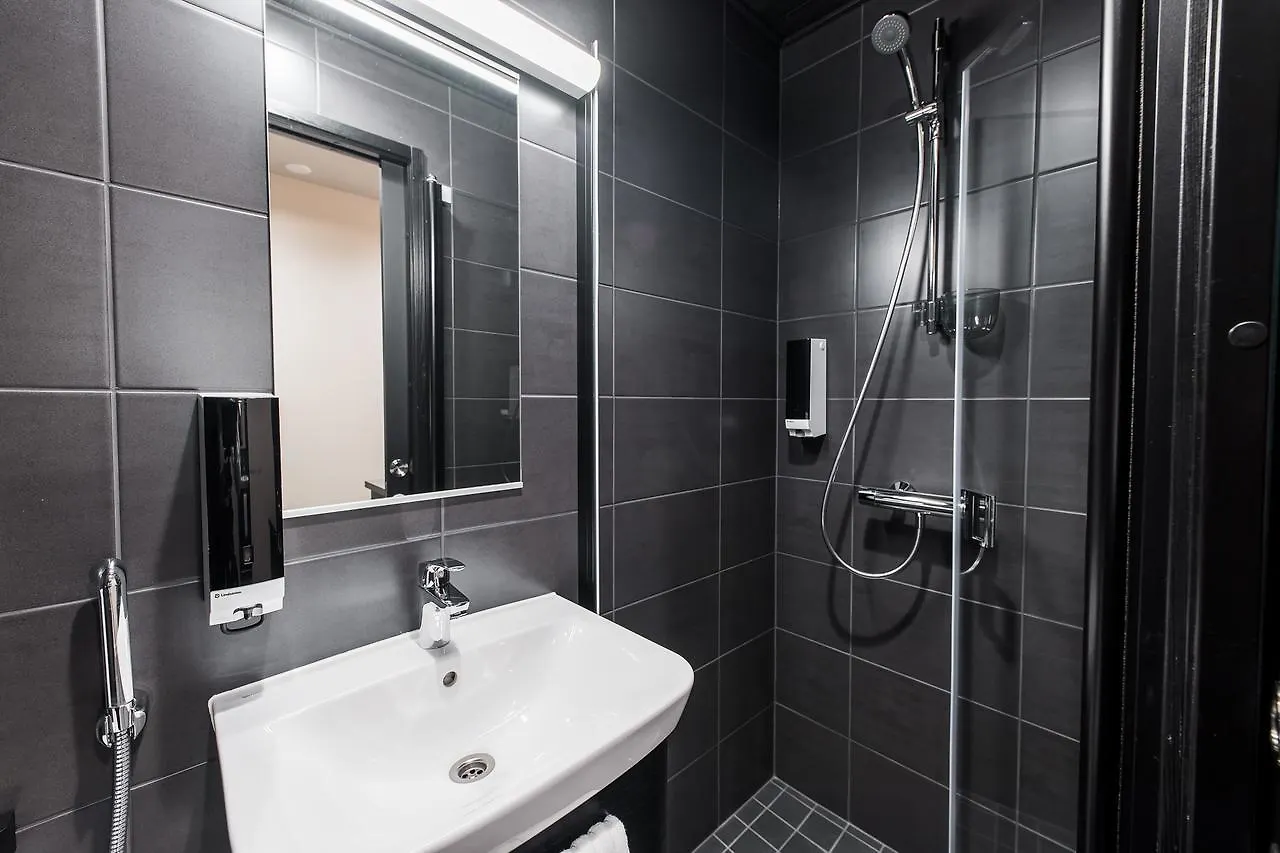 Forenom Aparthotel Vantaa Tikkurila 3*,